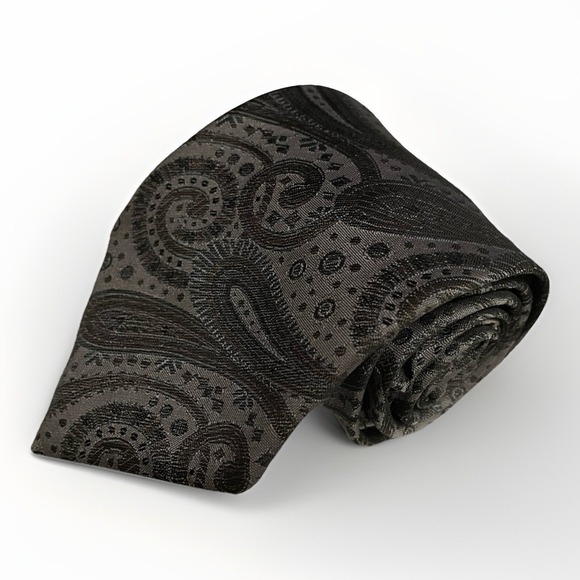 Raphael Men's All Silk Neck Tie  ~ Hand Made Black/gray Paisley Tie - Picture 1 of 4